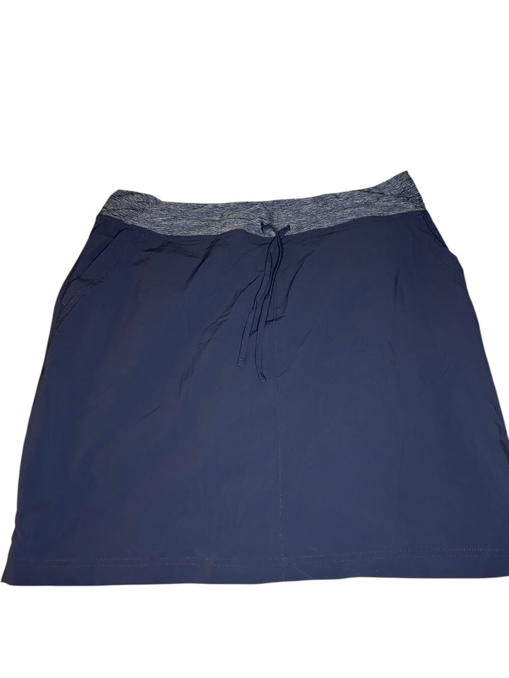 Duluth navy skirt size 16